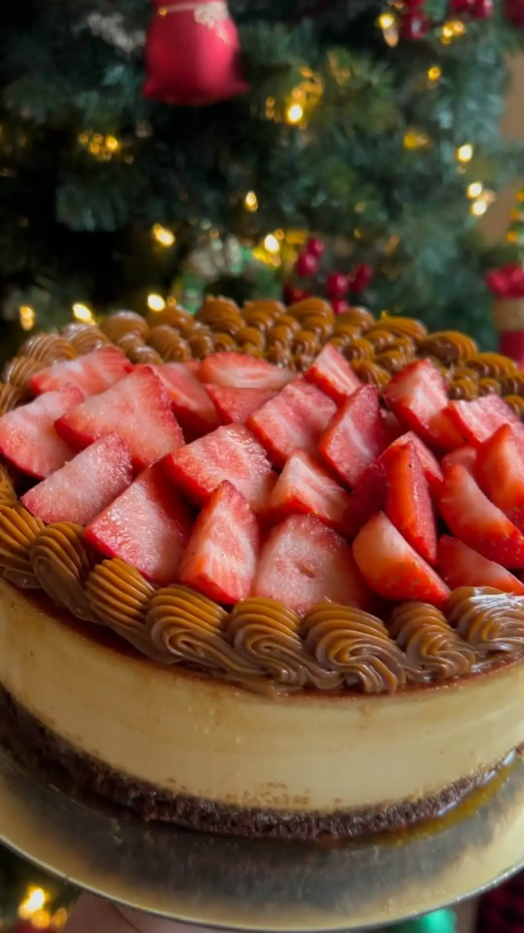 Signature Custom Cakes - Savory & Sweet Orlando